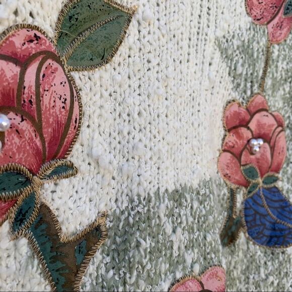 Vintage 90s rose appliqué chunky sweater - Picture 3 of 7